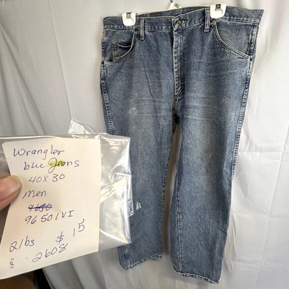 Wrangler Jeans 40x30  heavy denim men's pants distressed flaws - Picture 12 of 16